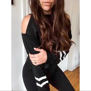 Long sleeve Athletic Cut Out Shoulder Shirt